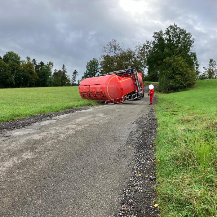 Umgekippter LKW Anhänger