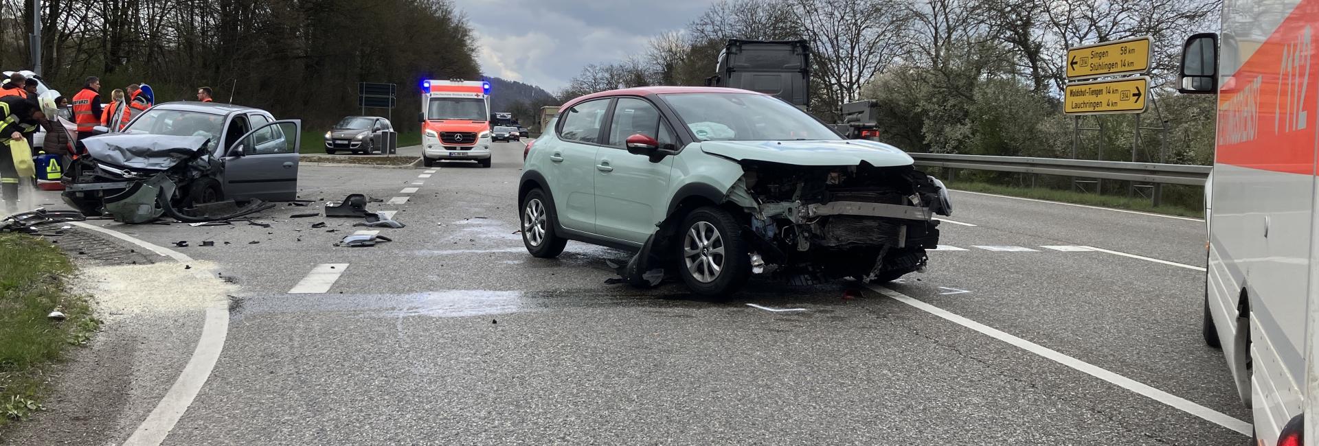 Verkehrsunfall_B314 Abzweigung nach Horheim