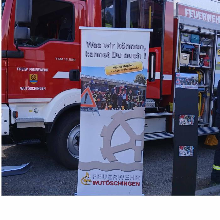 Infostand der Freiwilligen Feuerwehr Wutöschingen am Familientag 2025 in Wutöschingen