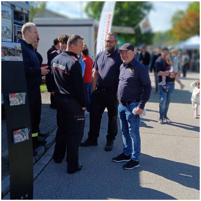 Infostand der Freiwilligen Feuerwehr Wutöschingen am Familientag 2025 in Wutöschingen