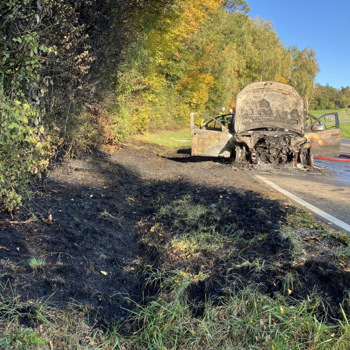 PKW Brand_11.10.2025, L163a Erzingerstrasse