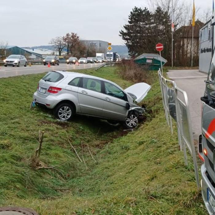 Verkehrsunfall B314, Abzweigung Horheim