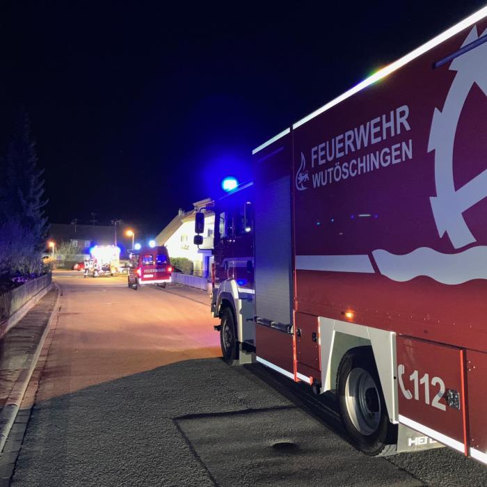 Feuerwehr Wutöschingen am Einsatzort in Schwerzen